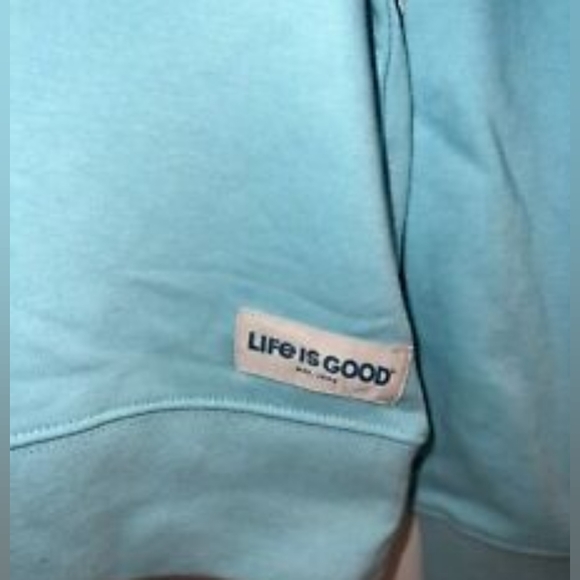 NWT Life is Good Three Daisies Vintage Beach Blue Lightweight Sweatshirt, M - Picture 6 of 6